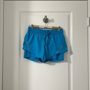 Avía Running Shorts 💙